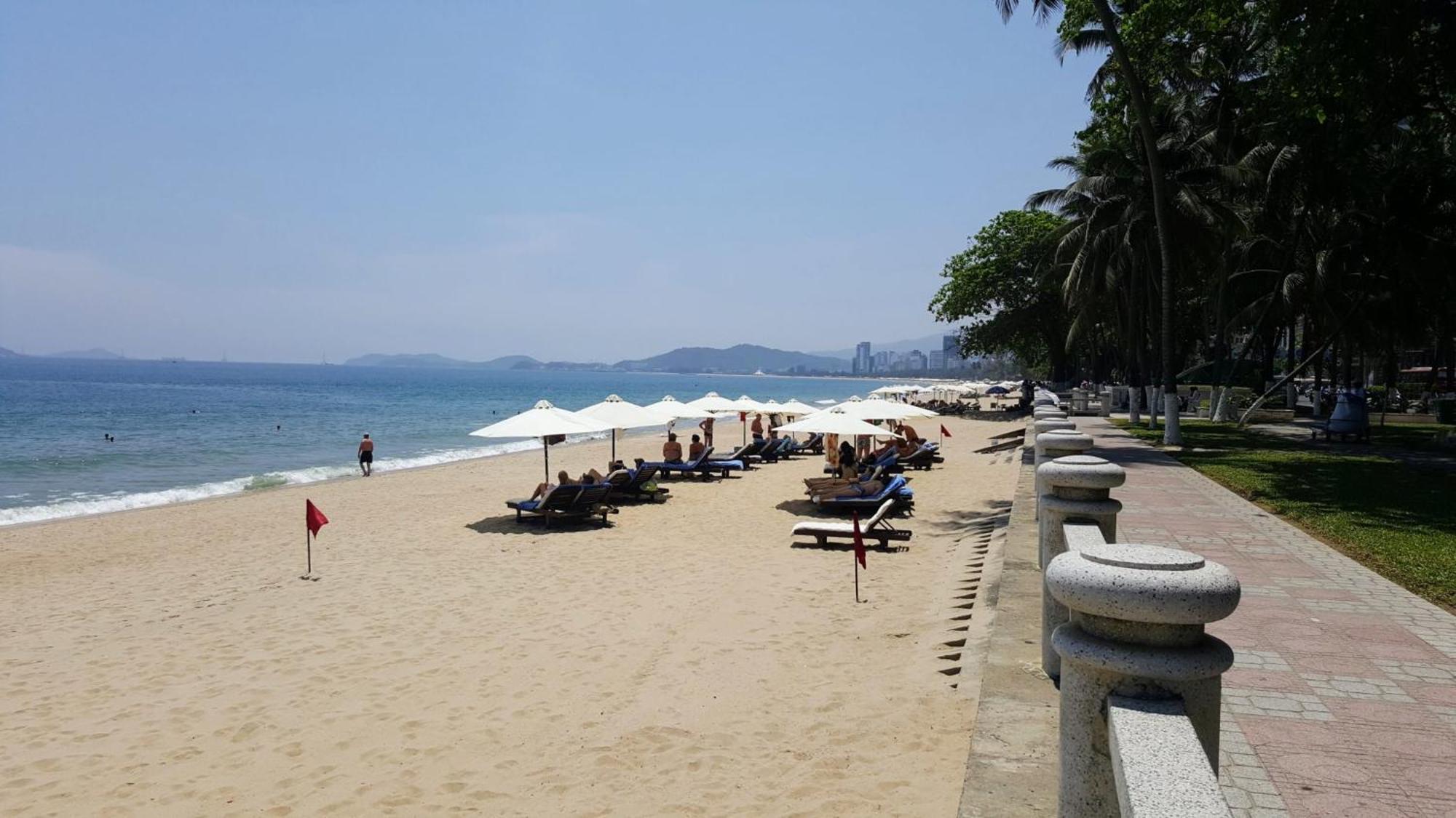 Sky Beach D20 На Транг Екстериор снимка